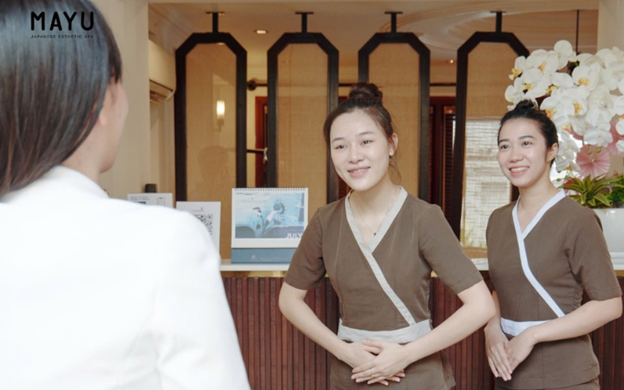 At Mayu Spa, Karisma injections are performed with precise techniques, a gentle approach, and fully personalized to each skin type.