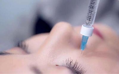 After about 1–2 weeks, my skin looked noticeably healthier and smoother. It wasn’t an exaggerated transformation, but a moderate, natural improvement—exactly what I was looking for.